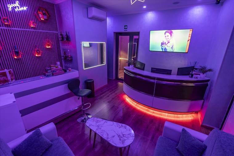 Area Lounge & Reception