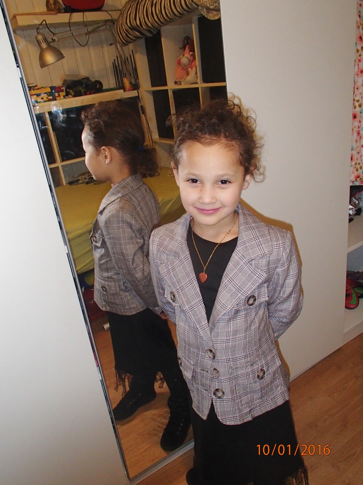 Design a visual collage showcasing the 'defining moments' of Ester Elin Lima Amdal's sixteenth year. Feature stylized images or icons representing key experiences, such as academic achievements, artistic pursuits, meaningful relationships, and personal challenges. Arrange the images in a dynamic and engaging way, perhaps connecting them with lines or pathways to symbolize cause and effect. Use a color palette that reflects the emotional tone of each moment – bright colors for joyful experiences, muted tones for introspective ones. Add subtle effects like shadows and highlights to create a sense of depth and importance. The overall composition should feel like a mosaic of memories that shaped her identity.