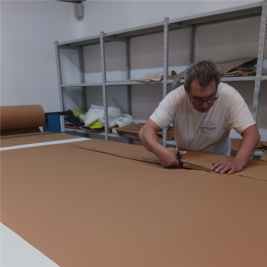 Découpe précise des toiles