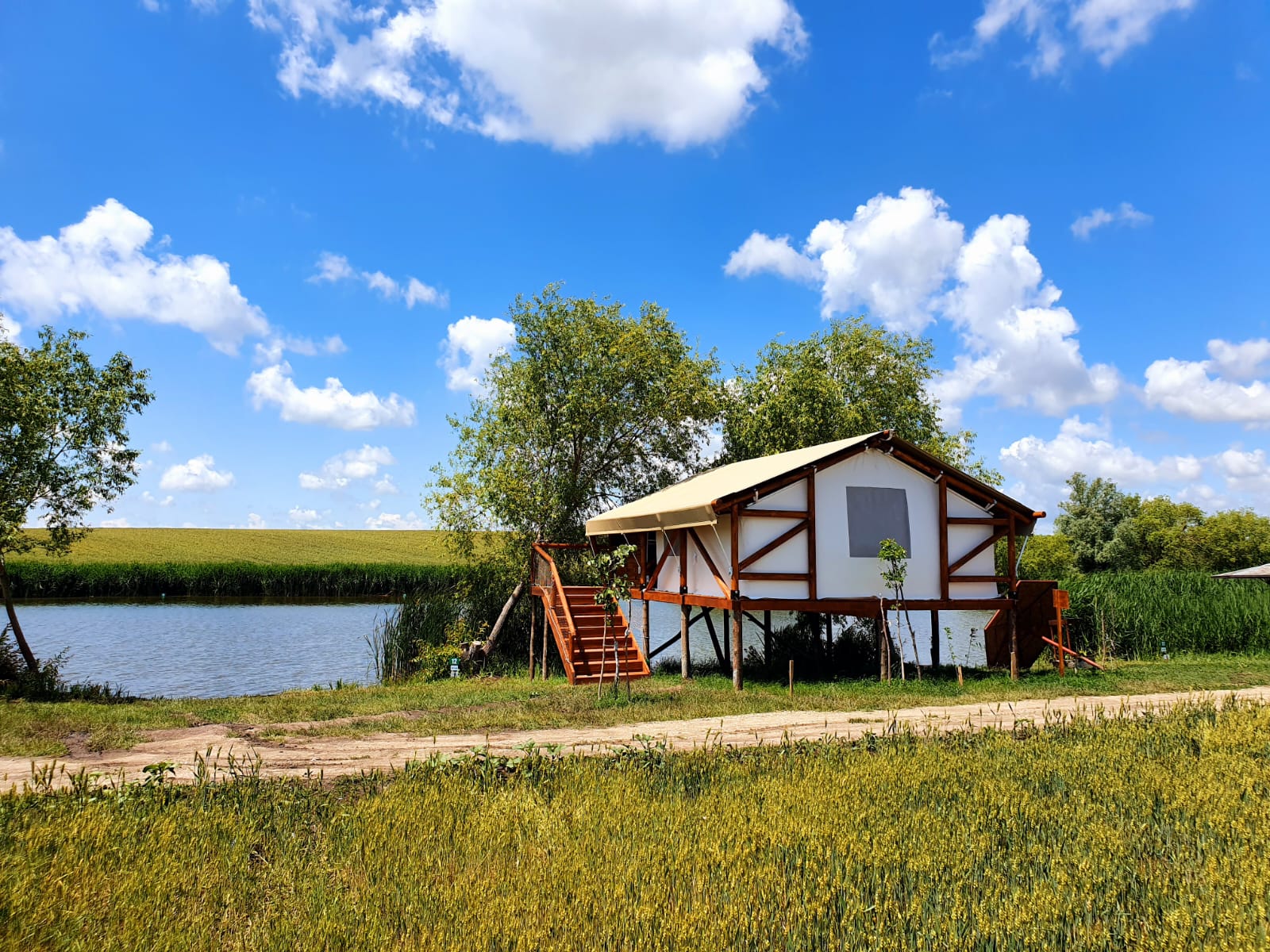 EVO Glamping Tente au bord de l'eau