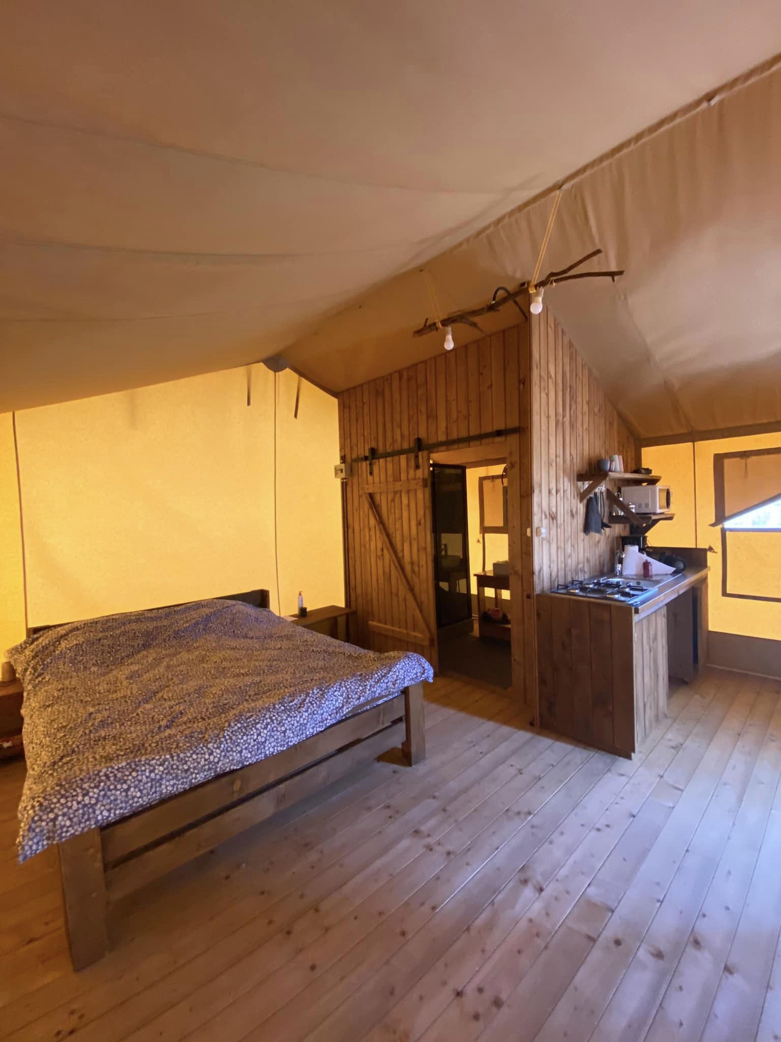 Extérieur tente safari Evo