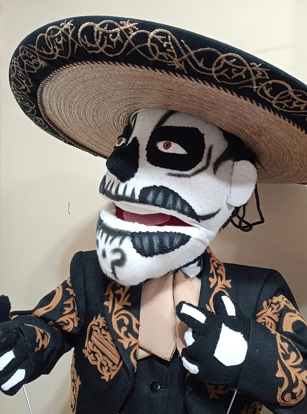 A vibrant and eye-catching image of a mascot character standing out against a crowded background. The character should be bold and dynamic, immediately drawing the viewer's attention. The color palette should be striking and memorable, creating a sense of excitement and energy. The composition should be carefully balanced to ensure that the character remains the focal point.