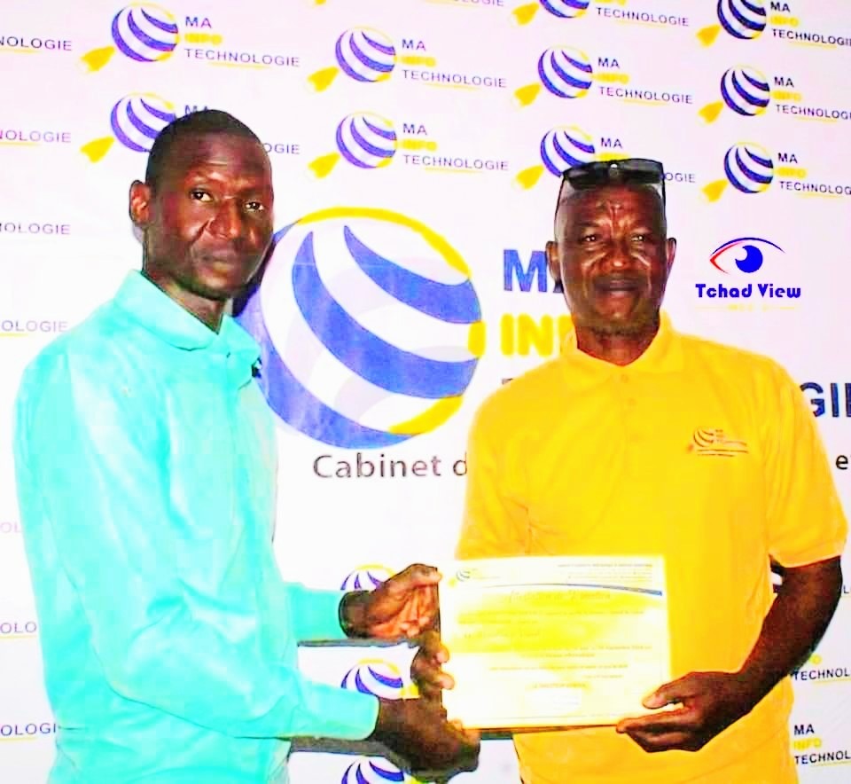 Create a stylized image representing innovative IT solutions. A futuristic cityscape with glowing network connections represents a connected and efficient infrastructure. A diverse team of avatars are collaborating within the city's network. The lighting should be vibrant and dynamic, with glowing lines representing data flow. Colors should be a mix of blues, purples, and oranges, symbolizing innovation and connectivity. Camera angle: high-angle shot to show the scale and complexity of the network. Props: holographic displays, futuristic vehicles, stylized buildings. Style: modern and forward-thinking. This image should convey Mit-Technologie's commitment to providing innovative IT solutions.