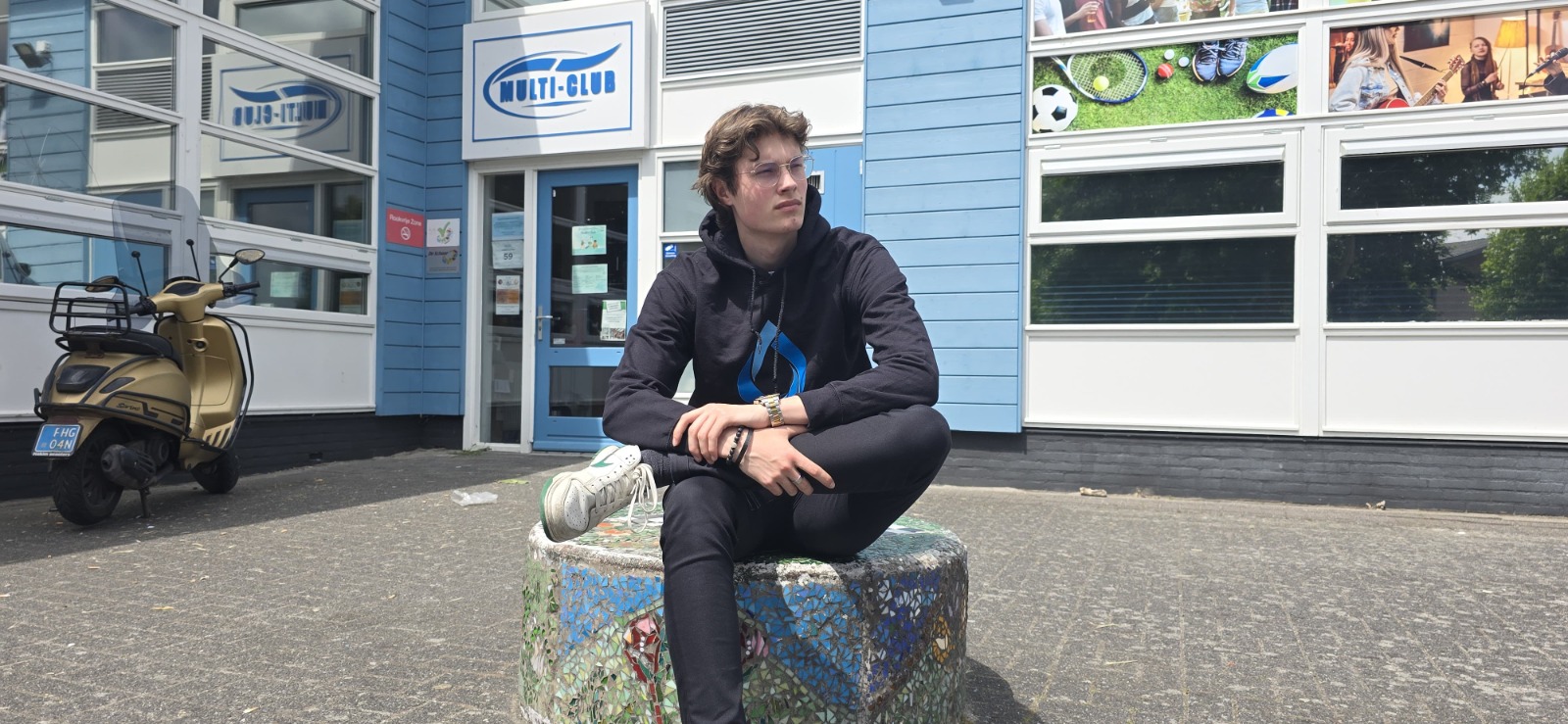 Show a rocket launching into space, leaving behind a trail of colorful sparks. The rocket represents Young Visionaries, and the sparks represent the inspiration and knowledge gained from YouNexxt. The camera angle should be a low angle, looking up at the rocket as it ascends. Style reference: Abstract illustration, emphasizing progress and innovation. Technical specs: High resolution, stylized.