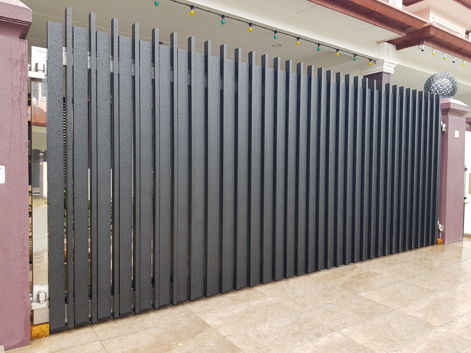 A close-up image of a skilled welder working on a metal structure, with sparks flying and a focused expression. The image should convey precision and strength. 4K resolution.