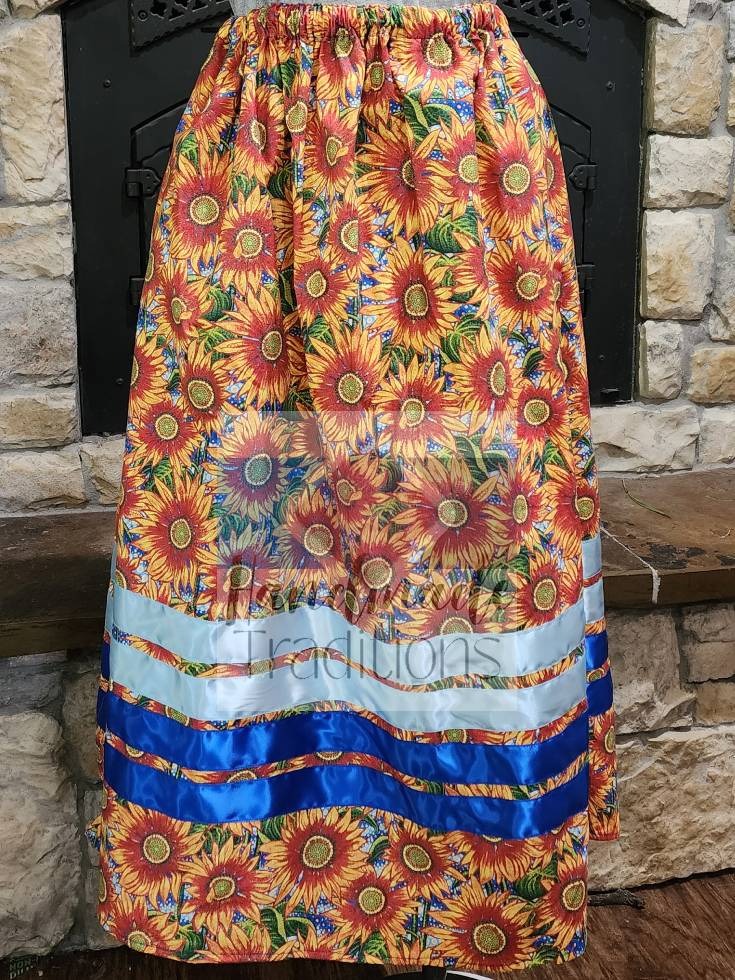 womans Ribbon Skirt enlarged