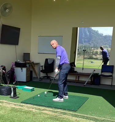 Head instructor on course